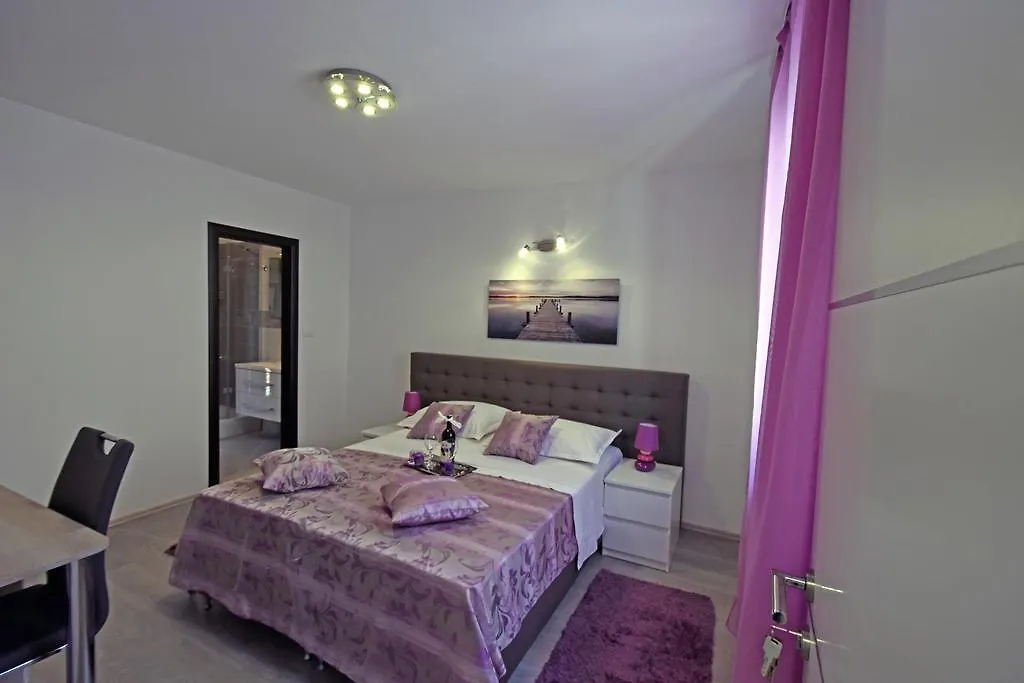Kuzma Rooms And Apartments 斯普利特 克罗地亚