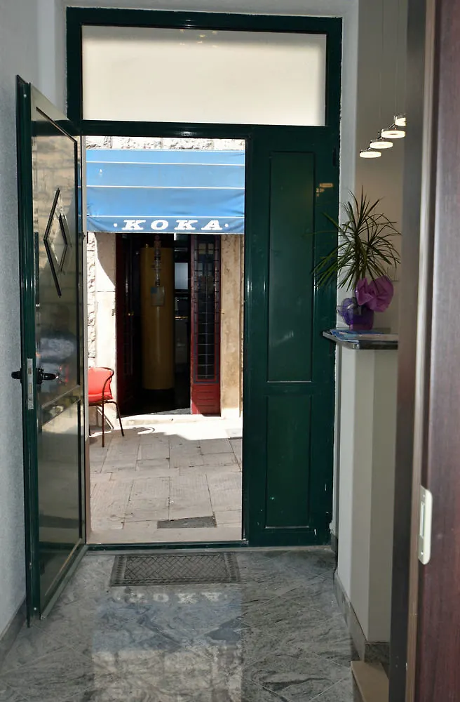 Kuzma Rooms And Apartments Split