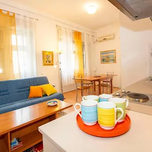 Aria Apartment