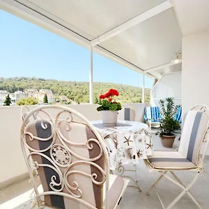 Frana Apartment