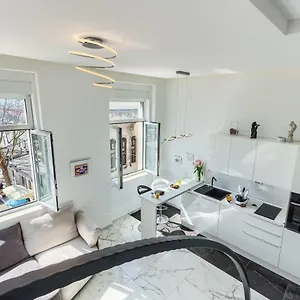 Palace Porta Argentea Luxury Apartment
