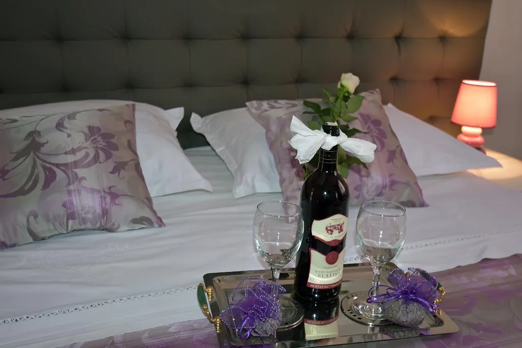 Kuzma Rooms And Apartments Split